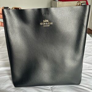Coach Mollie Bucket Bag